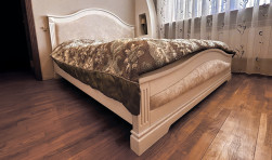 Спальные гарнитуры